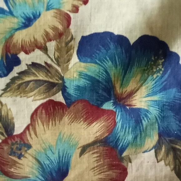 Express green with blue floral wrap skirt. Size M - Picture 2 of 8